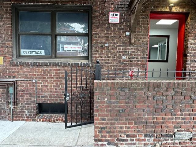 #4 photo, 37-55 77th Street, クイーンズ区 Jackson Heights , NY 11372