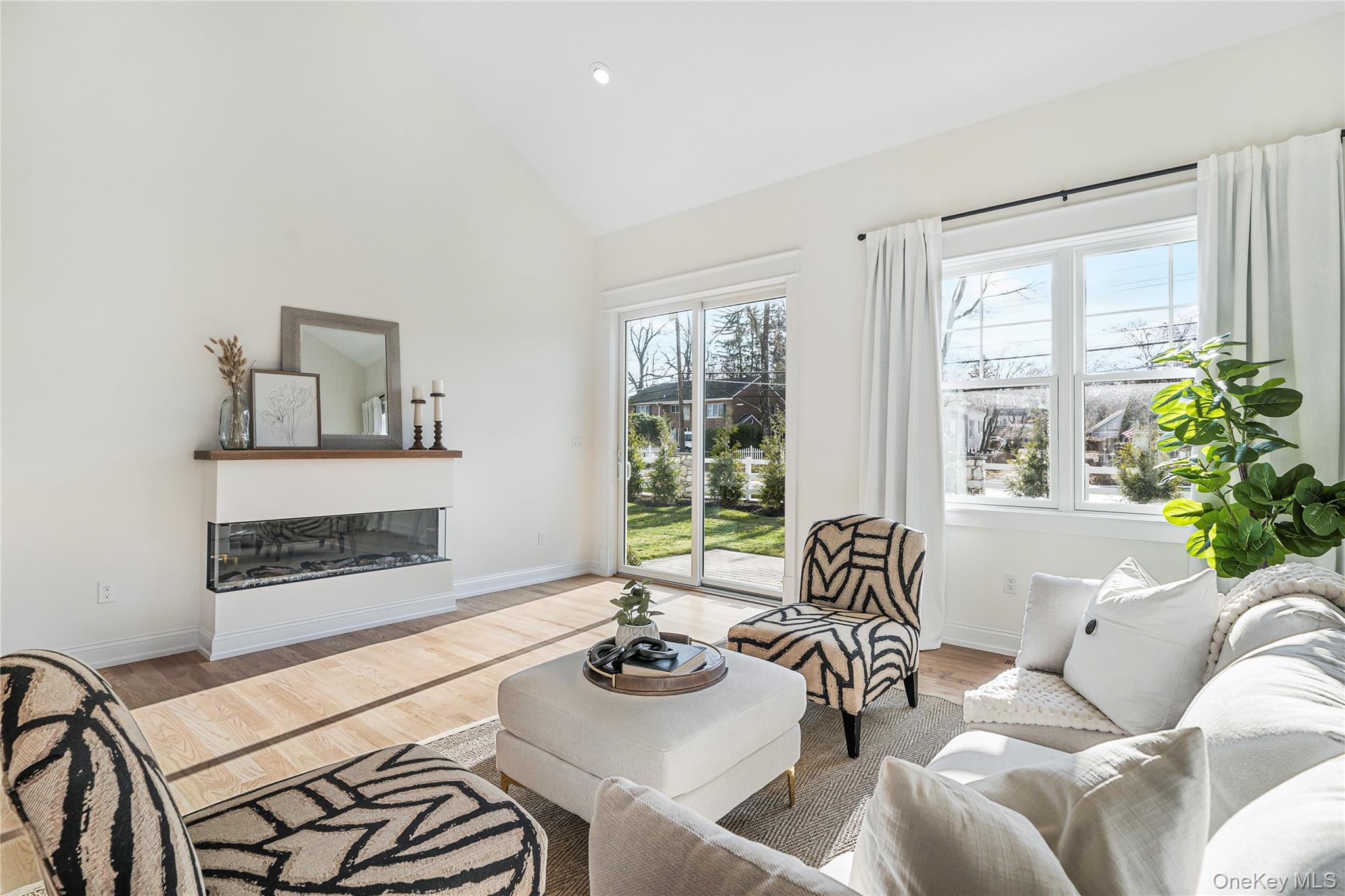 #9 photo, 2040 Crompond Road, Yorktown Heights , NY 10598