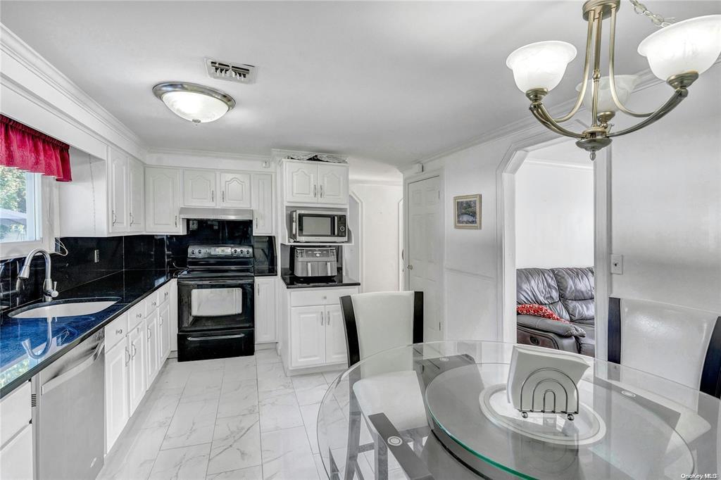 #10 photo, 7 Pritchard Crescent, サフォーク郡 Port Jefferson Station , NY 11776