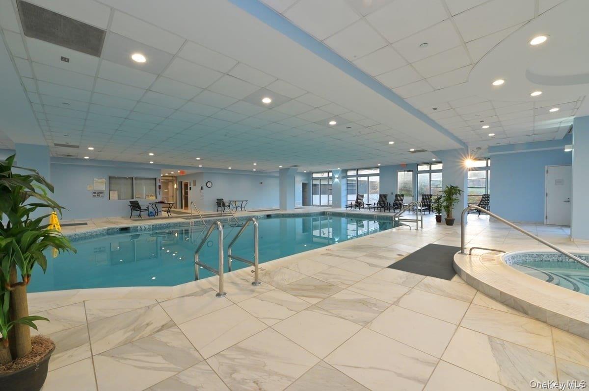 #15 photo, 100 Harbor View Drive, ナッソー郡 Port Washington , NY 11050