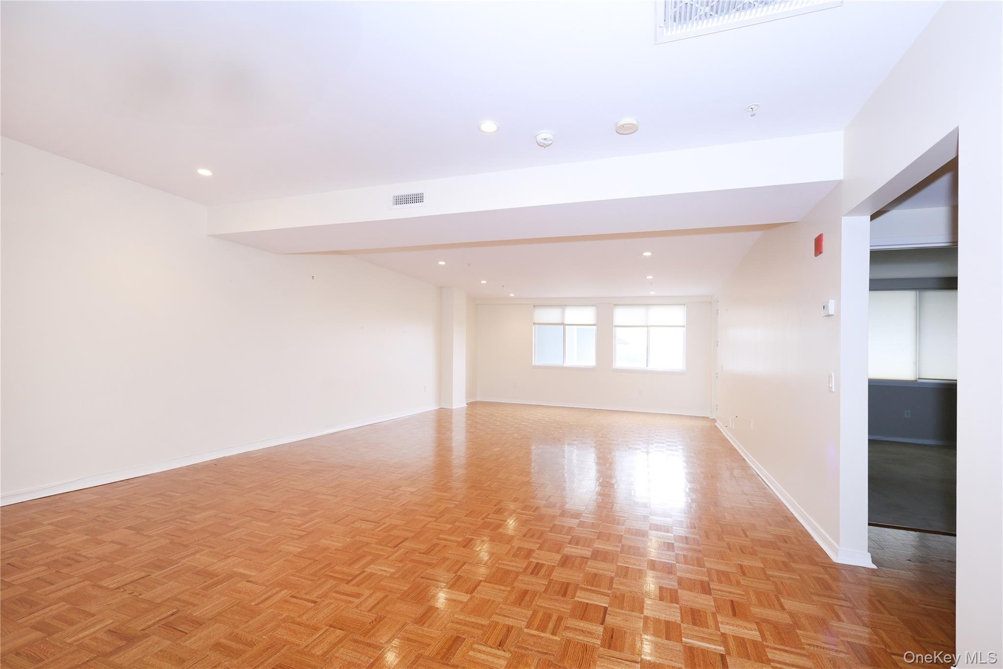 #4 photo, 100 Harbor View Drive, ナッソー郡 Port Washington , NY 11050