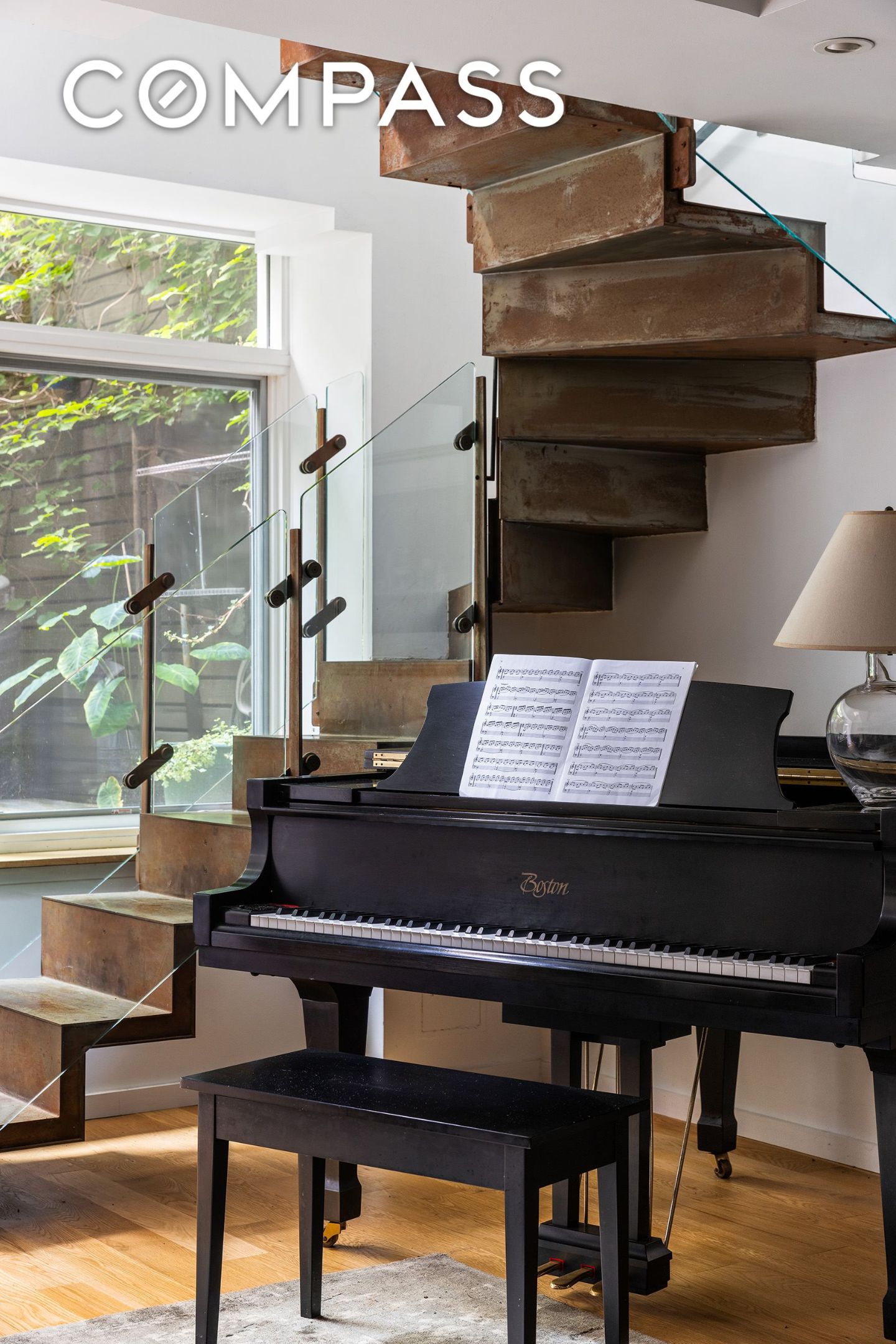 #5 photo, 271 W 122nd Street, マンハッタン Harlem , NY 10027