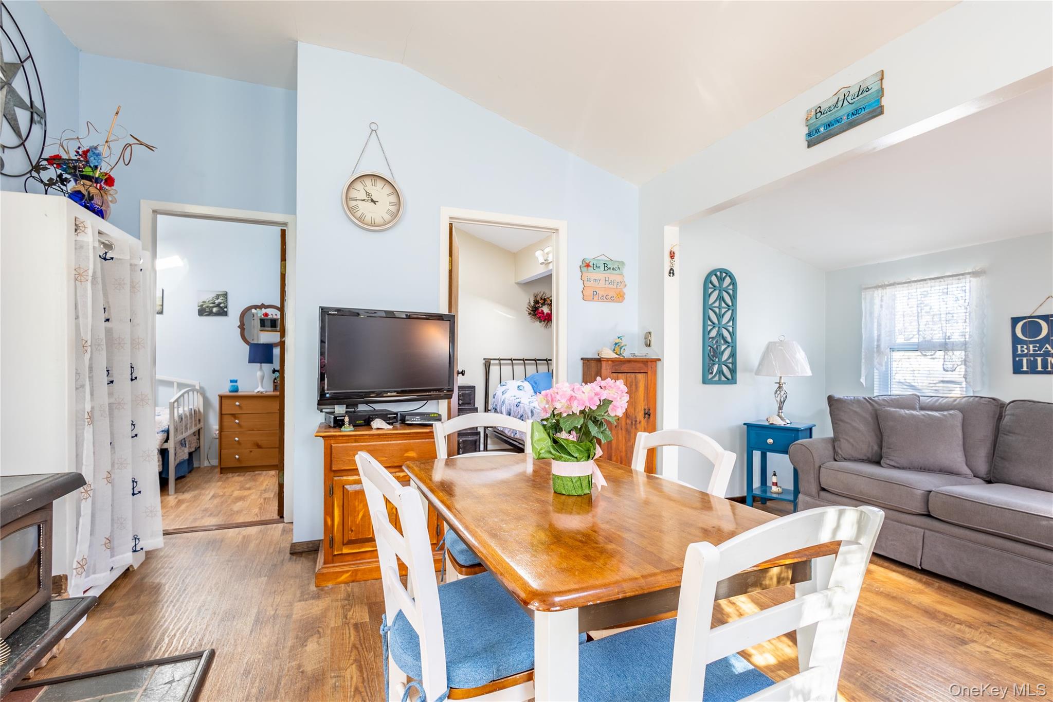 #5 photo, 5 Surfway, サフォーク郡 Baiting Hollow , NY 11933