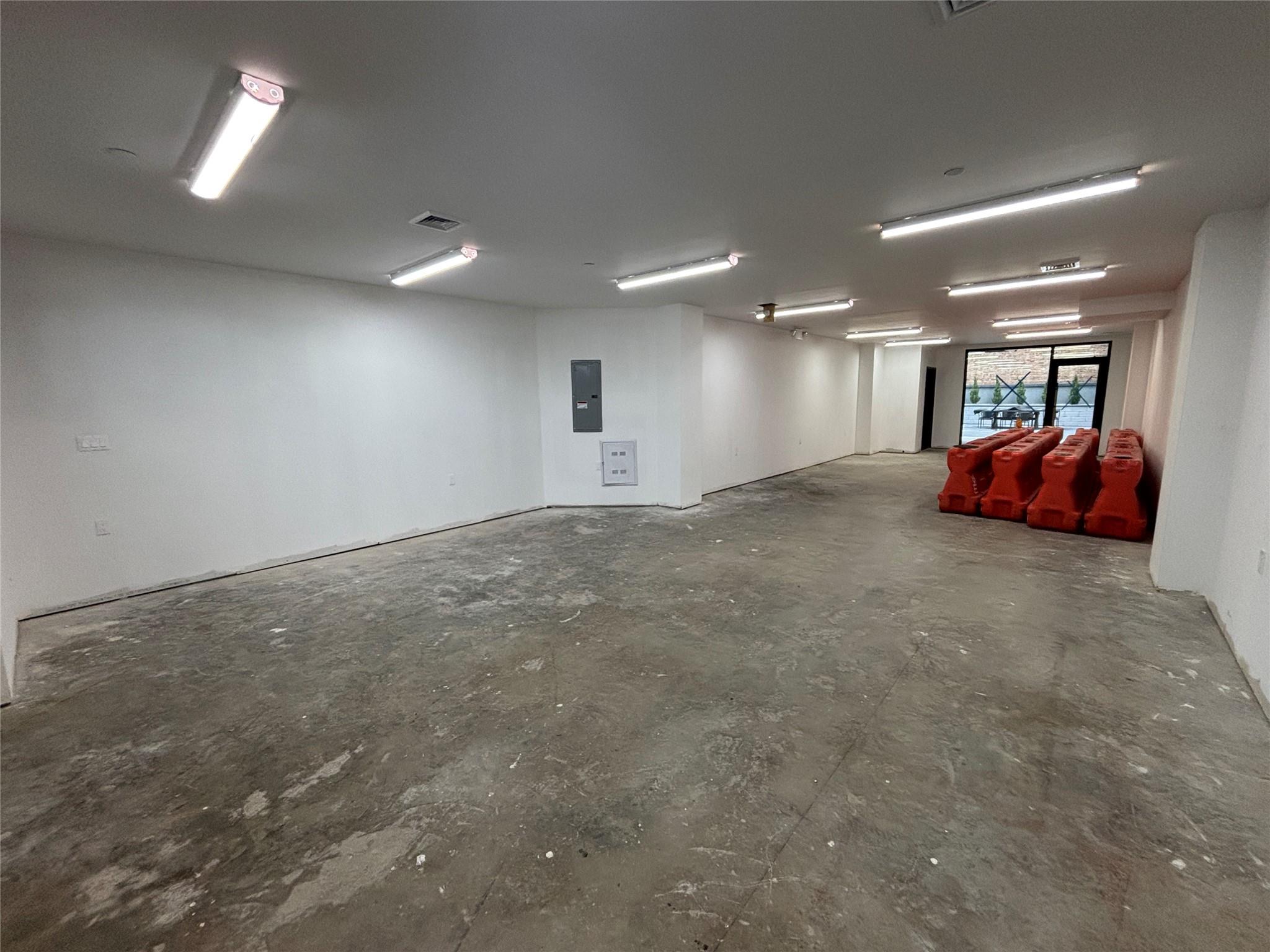 #3 photo, 1152 44th Dr, クイーンズ区 Long Island City , NY 11101