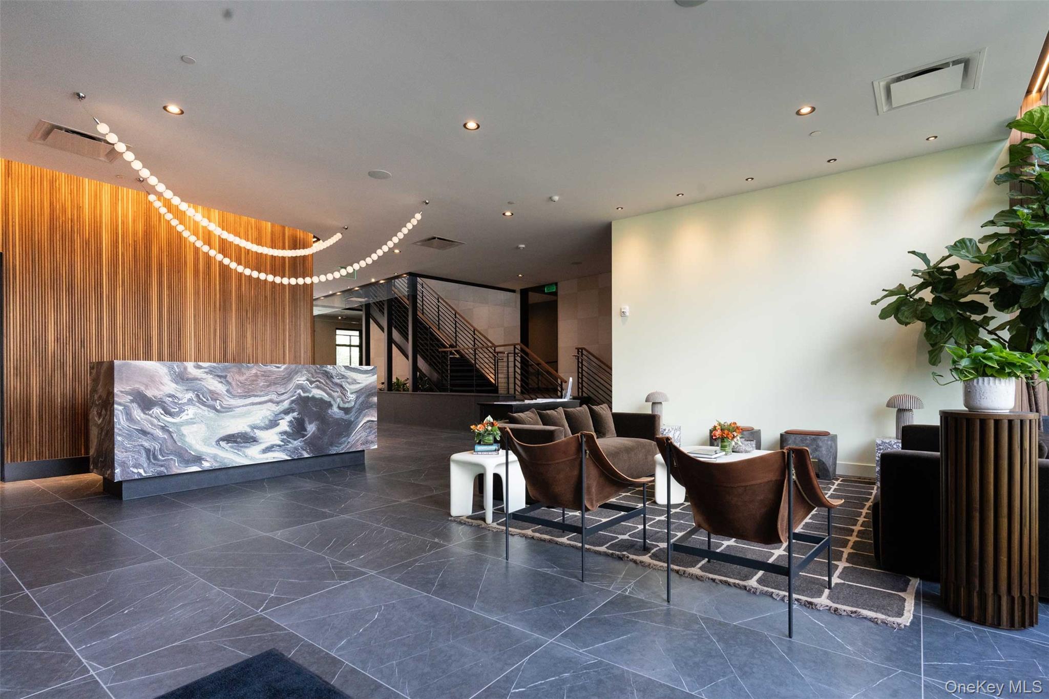 #14 photo, 70 Memorial Plaza, 뉴욕주 Pleasantville , NY 10570