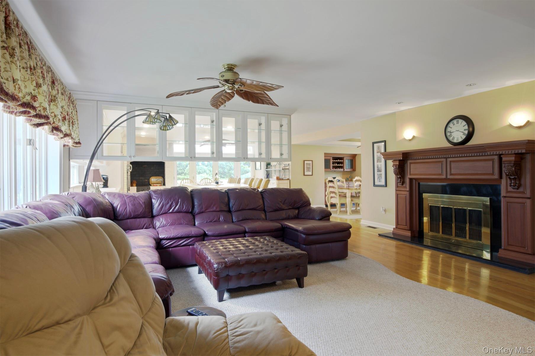 #9 photo, 1 Lake Drive, サフォーク郡 Middle Island , NY 11953