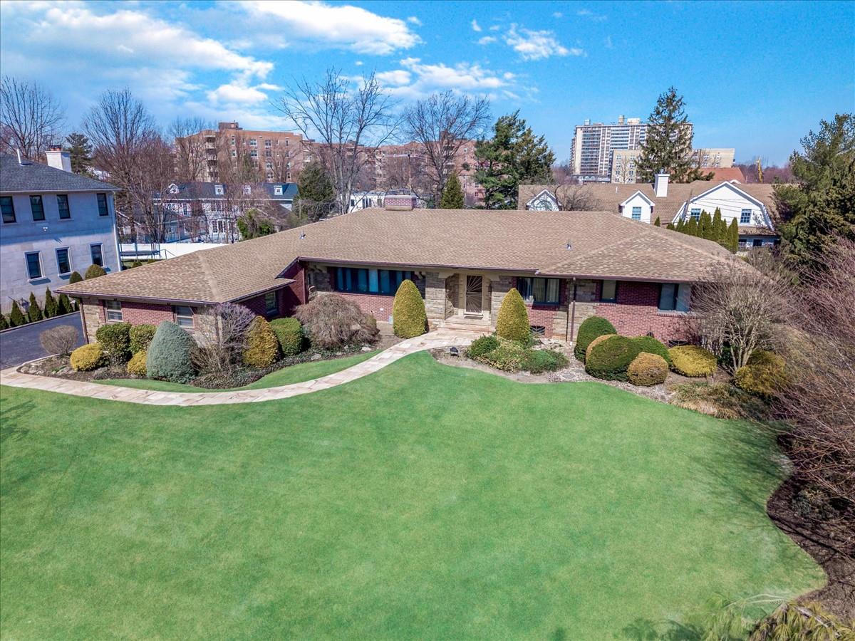 #2 photo, 215-31 26 Avenue, クイーンズ区 Bayside , NY 11360