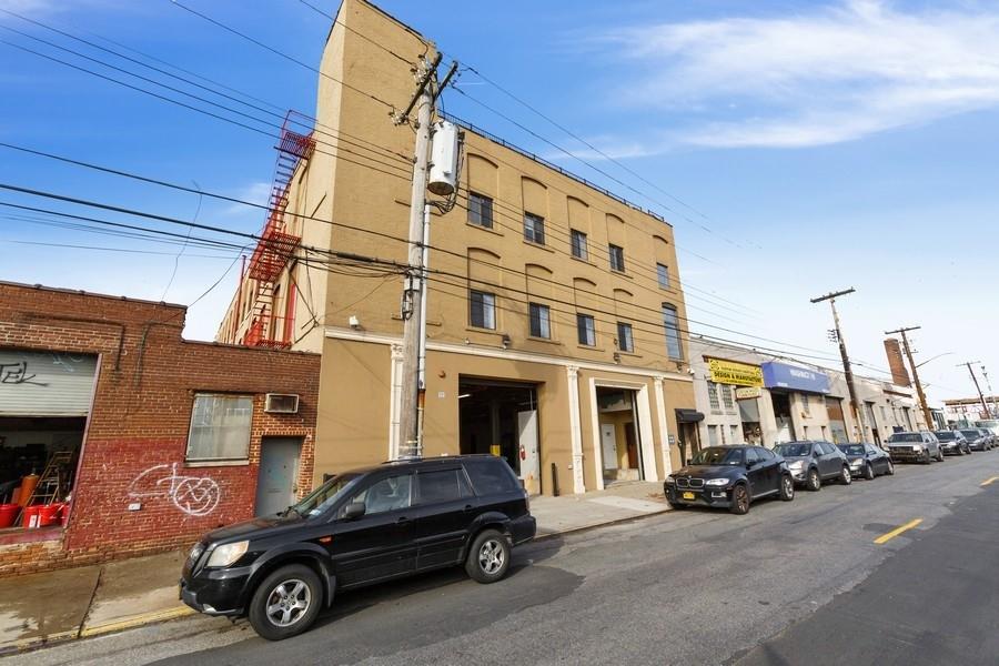 #3 photo, 15-32 127th Street, クイーンズ区 College Point , NY 11356