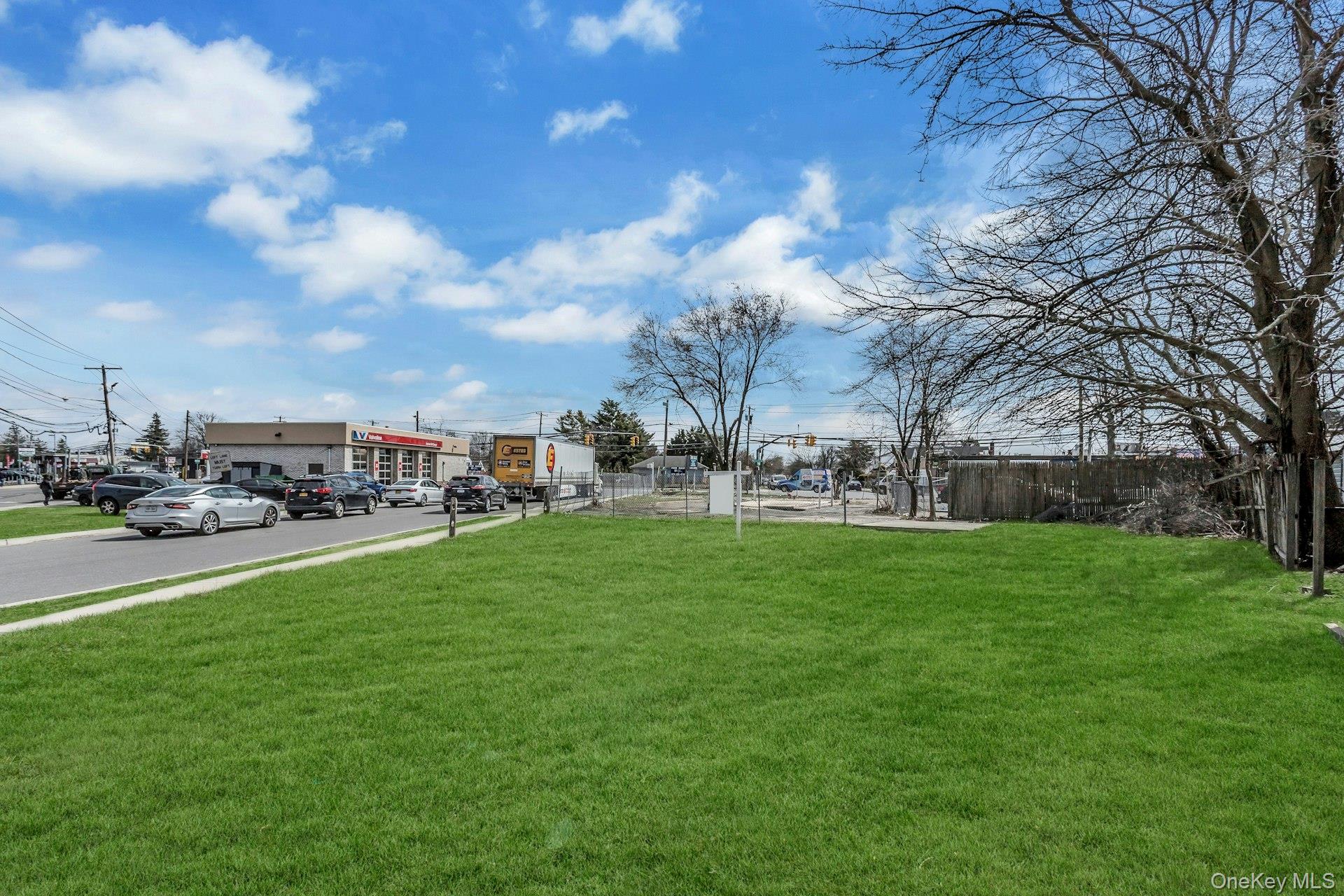 #5 photo, 899 Old Country Road, ナッソー郡 Westbury , NY 11590