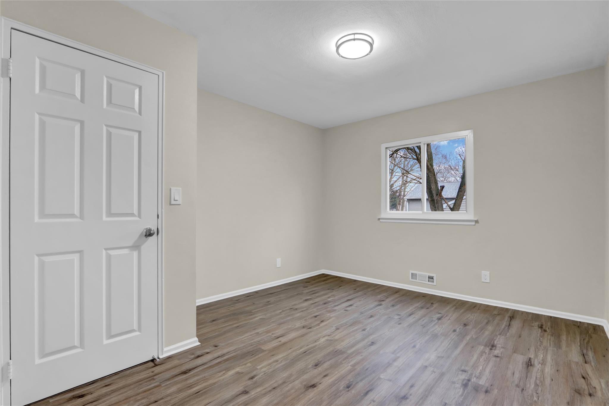 #13 photo, 21 Chimney Lane, サフォーク郡 Bay Shore , NY 11706