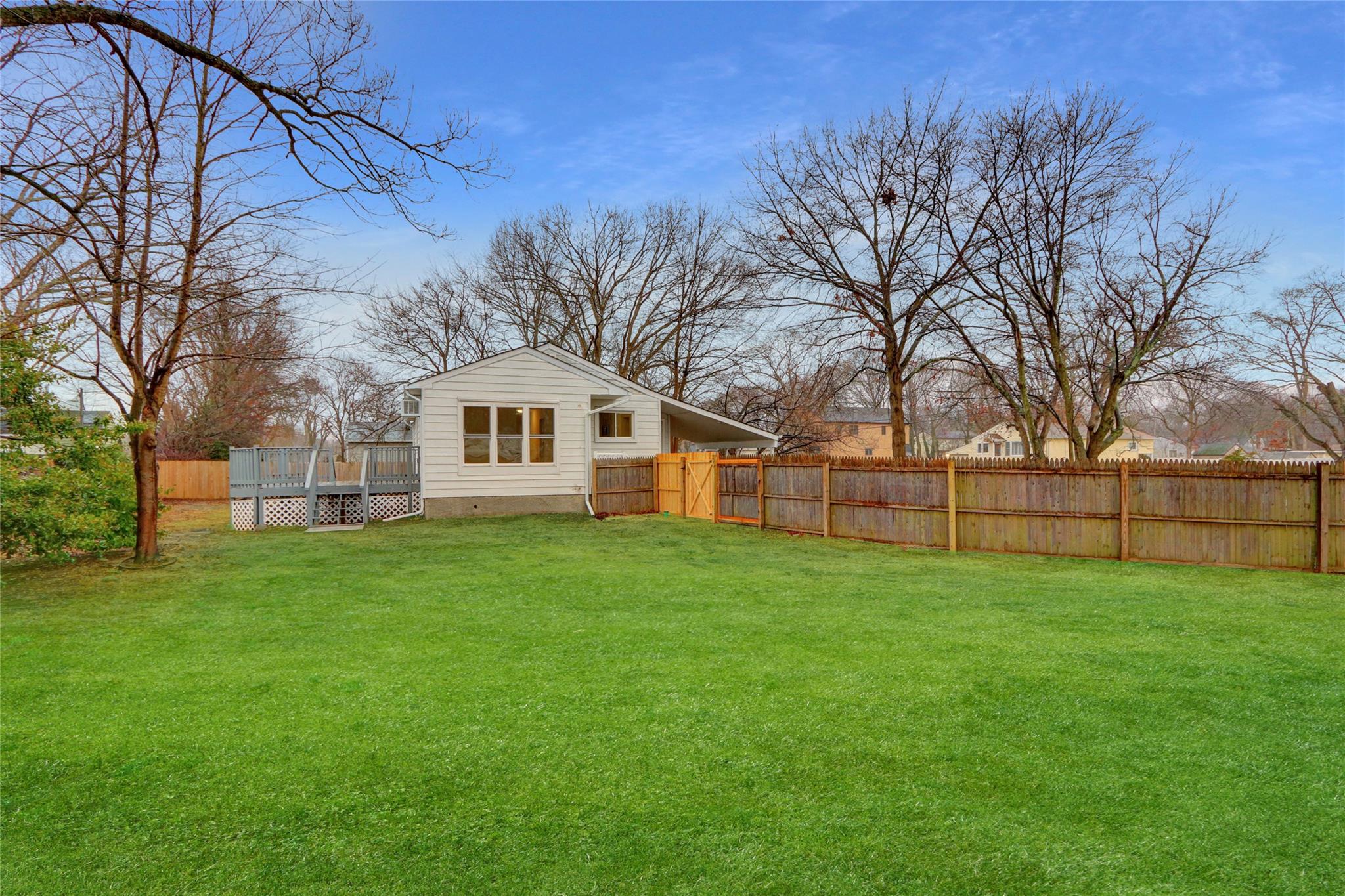 #16 photo, 21 Chimney Lane, サフォーク郡 Bay Shore , NY 11706