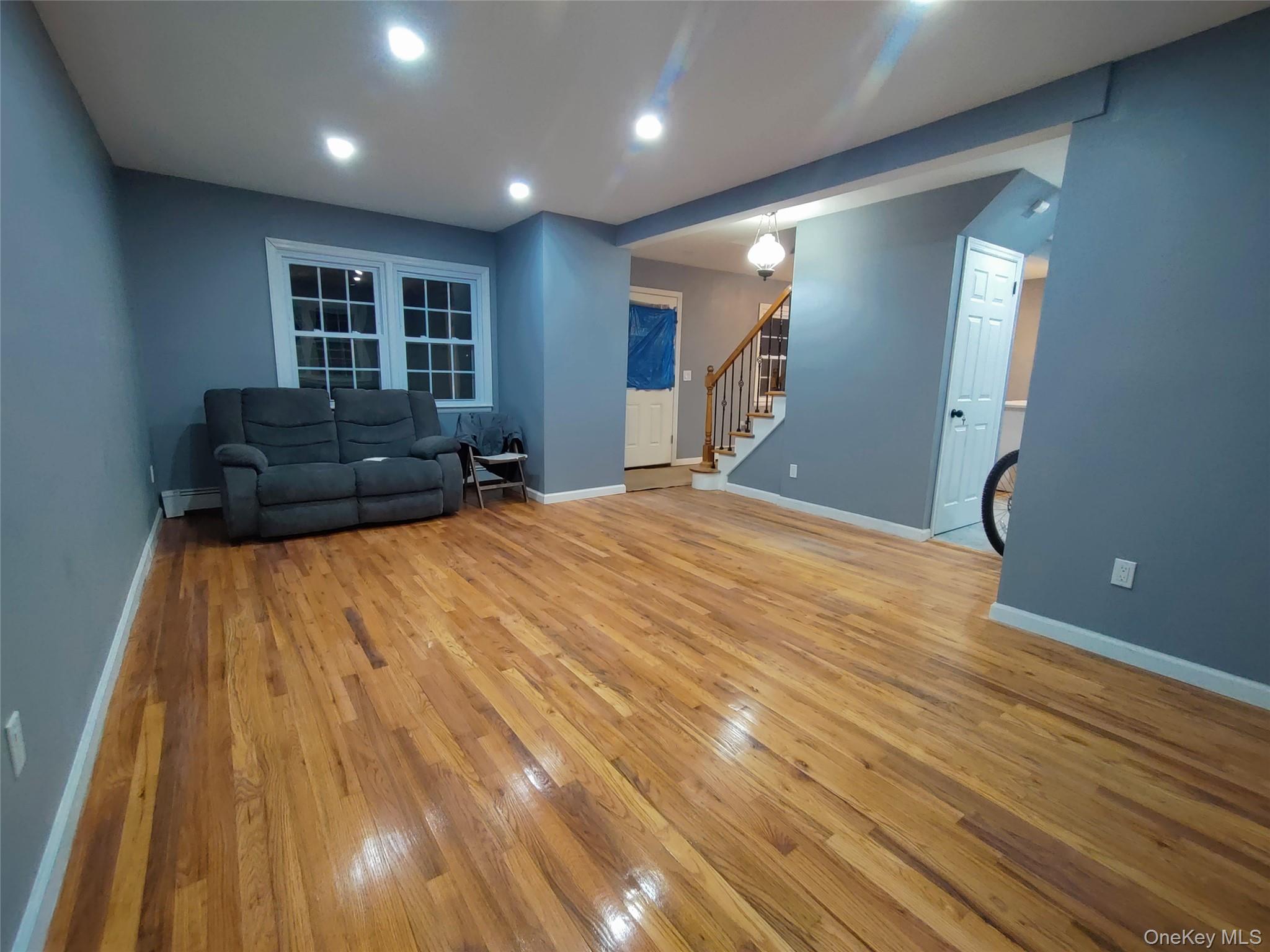 #11 photo, 53 Maple Street, ナッソー郡 Malverne , NY 11565