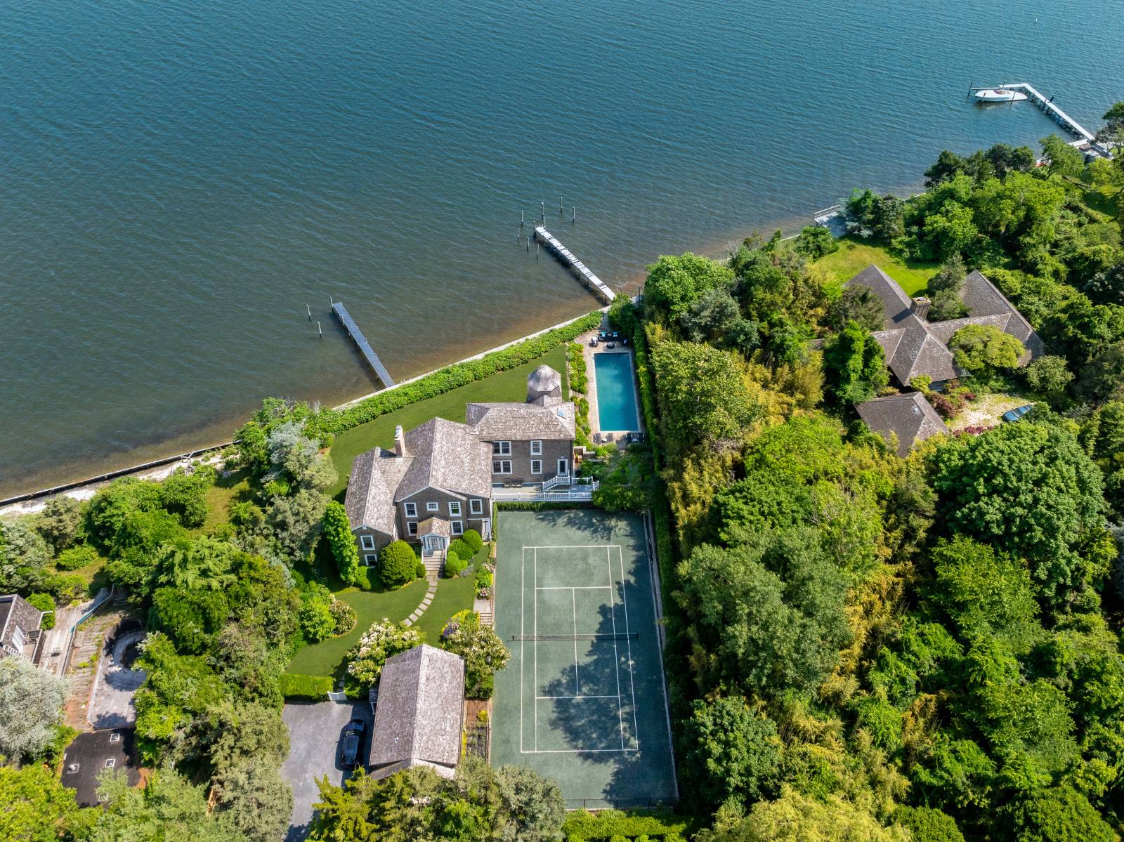 #3 photo, 14  Peat hole lane, サフォーク郡 Bellport village , NY 11713