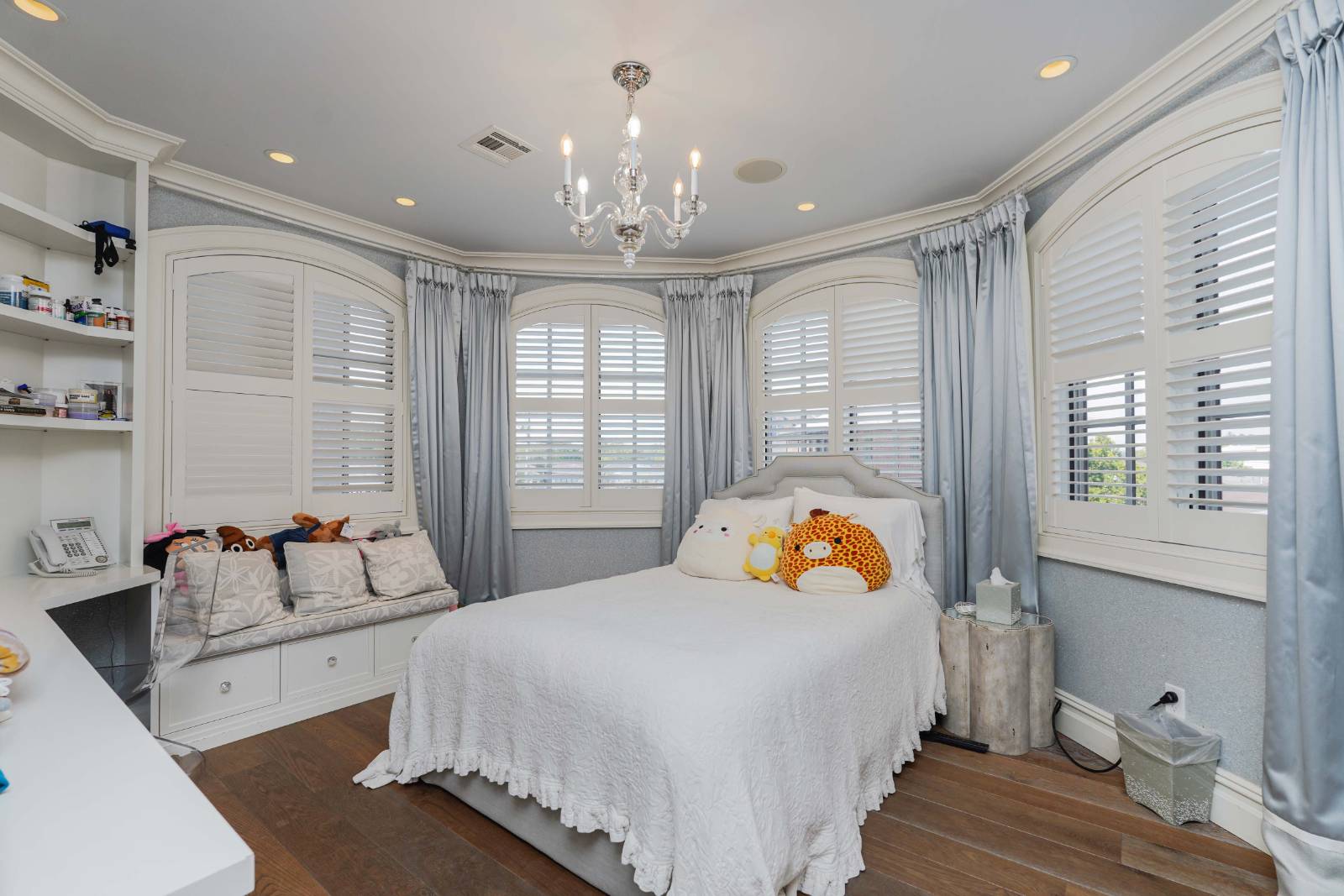 #37 photo, 86 Gaylord Drive, Mill Basin , NY 11234