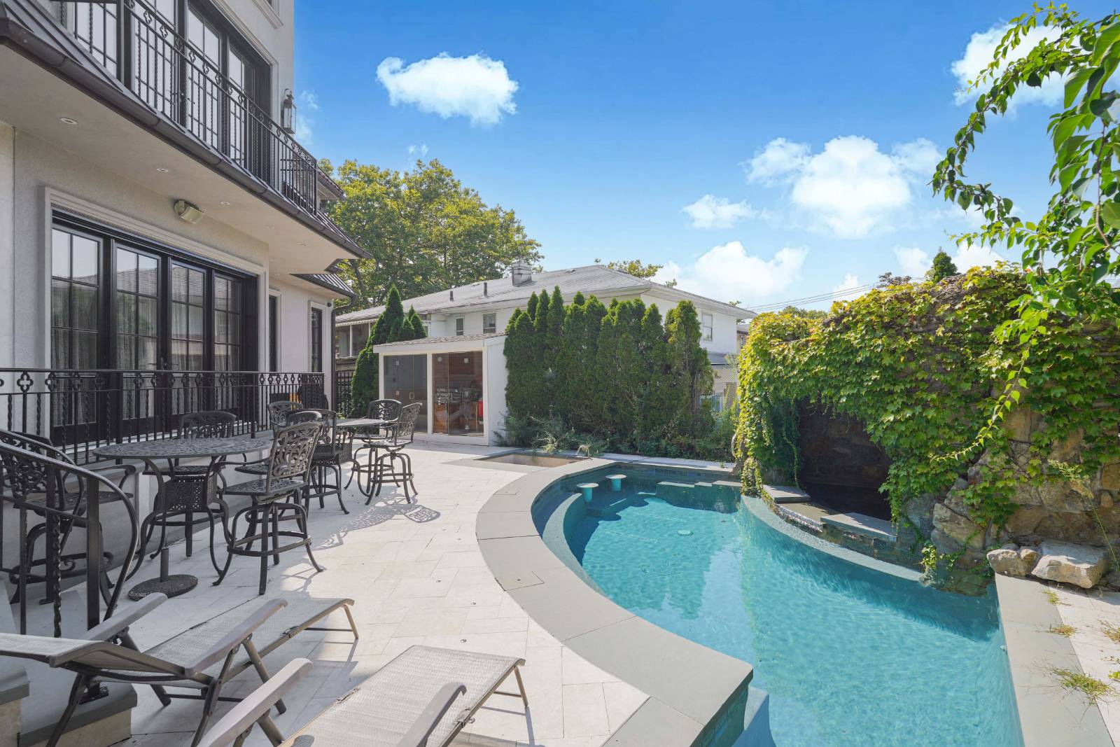 #54 photo, 86 Gaylord Drive, Mill Basin , NY 11234