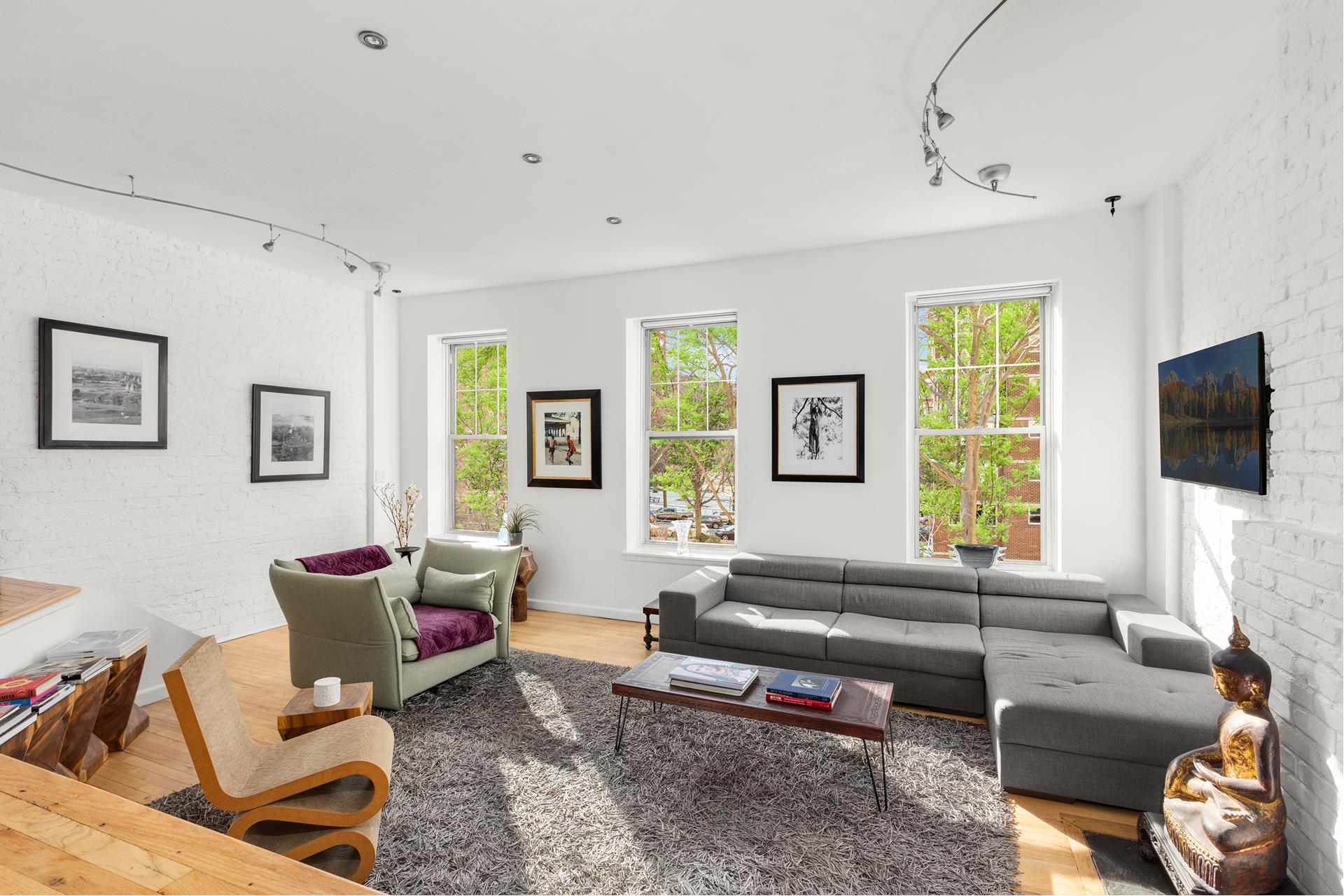 #1 photo, 353 W 29TH Street, 曼哈顿 切尔西 Chelsea , NY 10001