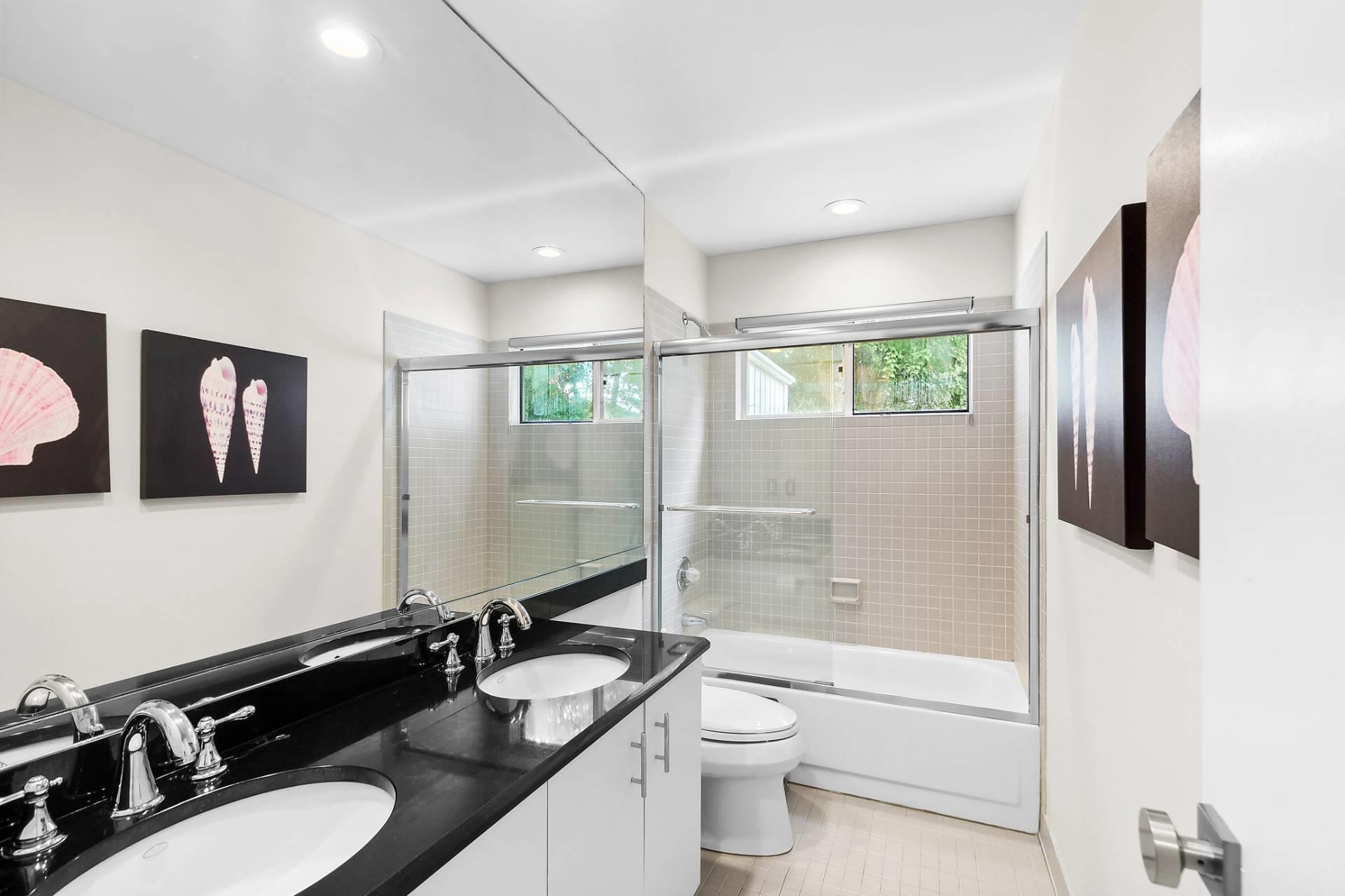 #9 photo, 10 Fox Hollow Drive, サフォーク郡 East Quogue , NY 11942