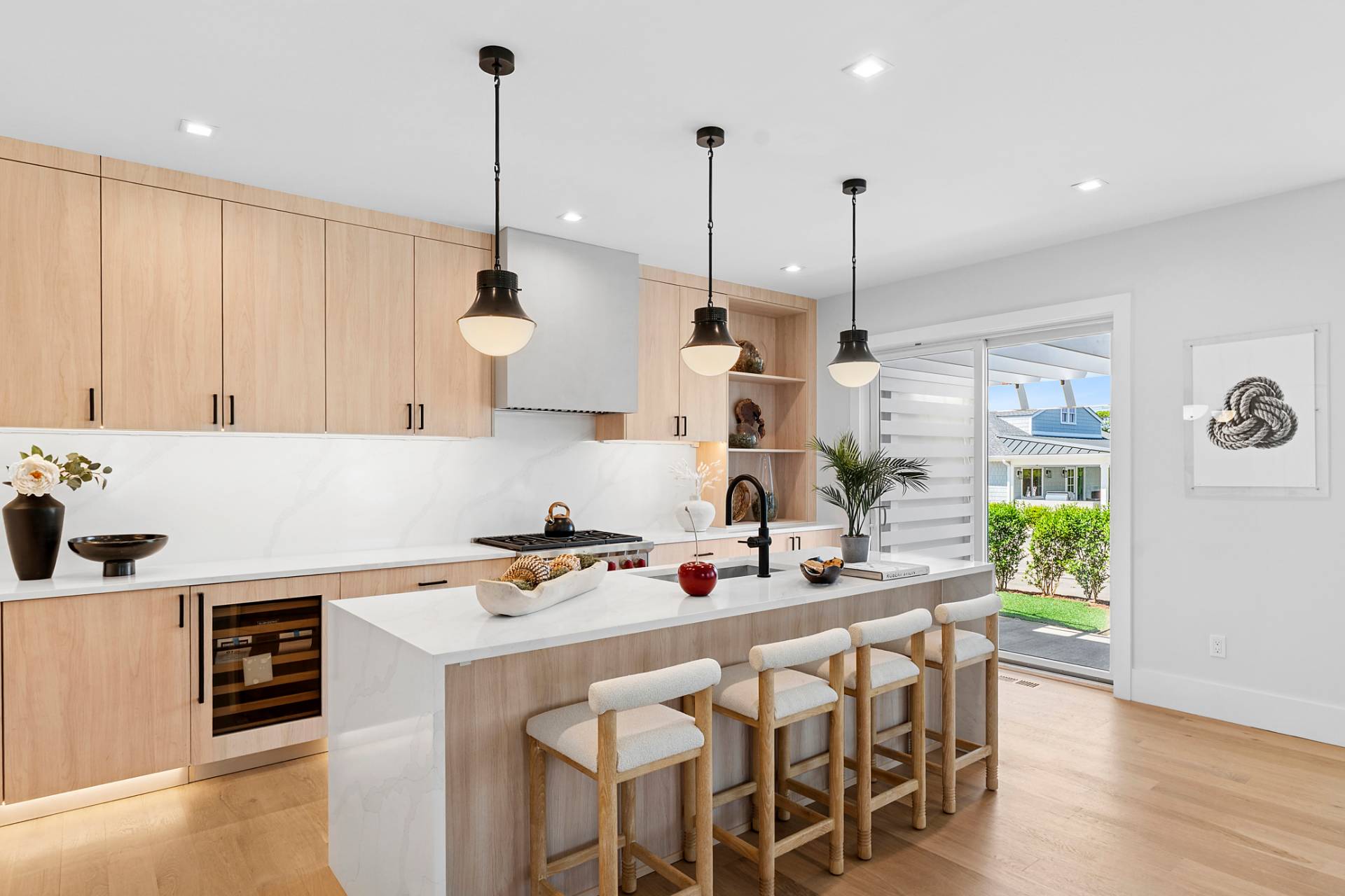 #22 photo, 12 Depot Road - #101 (Pearl Way), サフォーク郡 Westhampton Beach , NY 11978