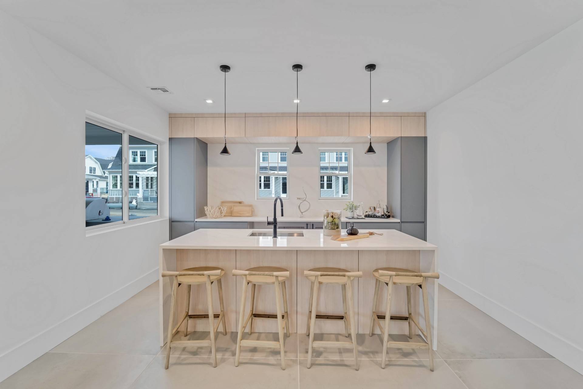 #7 photo, 12 Depot Road, #1102 (Pearl Way), サフォーク郡 Westhampton Beach , NY 11978