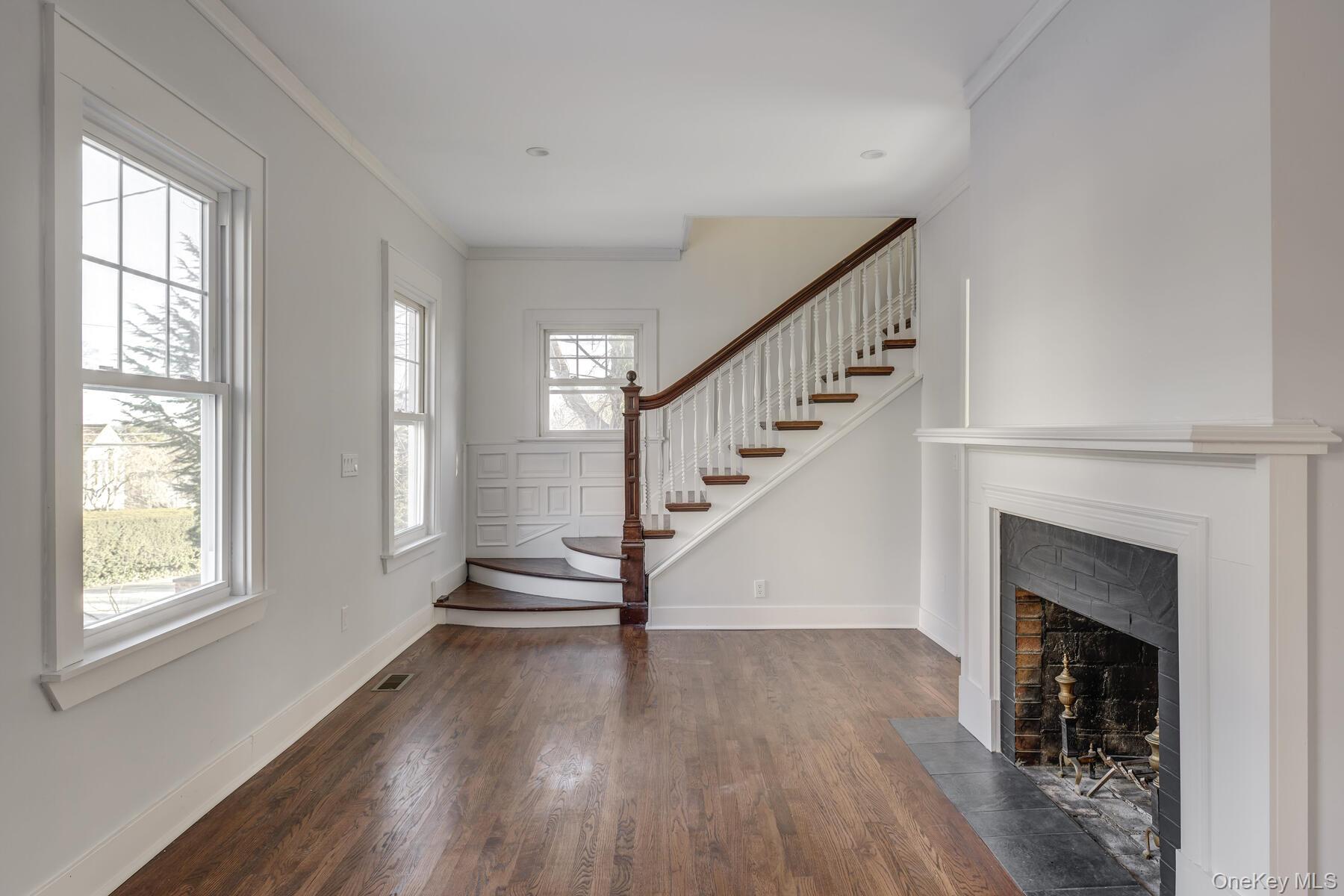 #5 photo, 27 Locust Lane, מחוז נסאו Oyster Bay , NY 11771