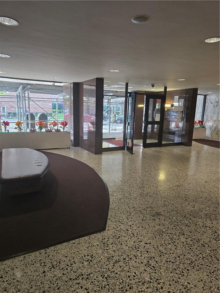 #2 photo, 14205 Roosevelt Avenue, Flushing , NY 11354