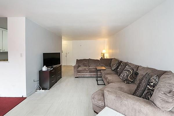 #8 photo, 142-05 Roosevelt Avenue, 法拉盛 Flushing , NY 11354