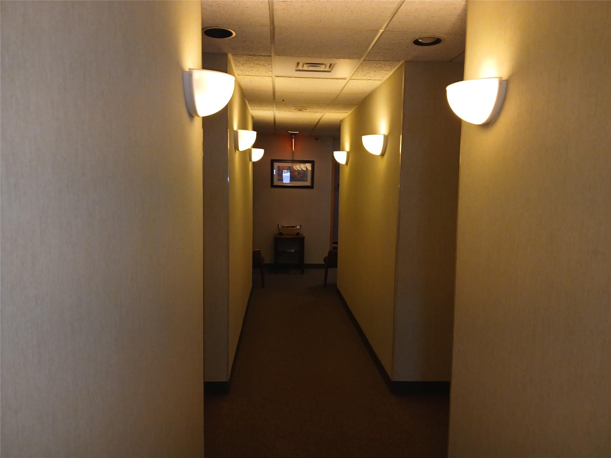 #6 photo, 242 Drexel Avenue, ナッソー郡 Westbury , NY 11590