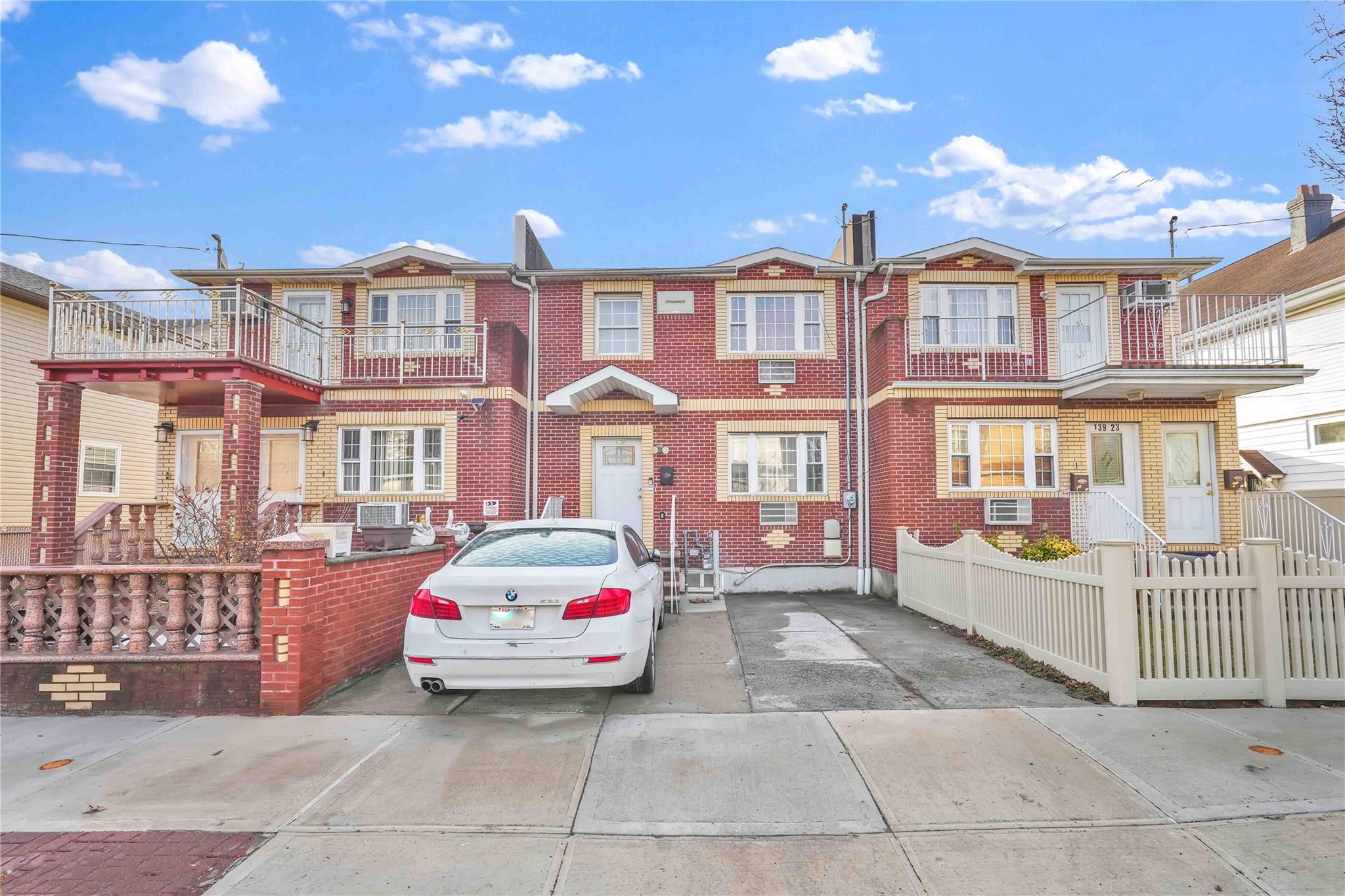 #3 photo, 139-21 246th Street, クイーンズ区 Rosedale , NY 11422