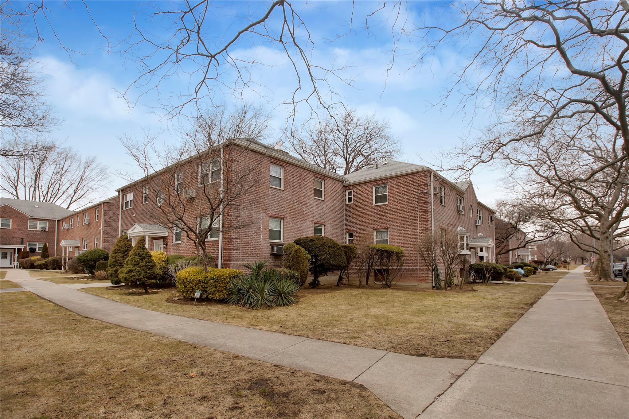 #2 photo, 88-31 Shore Parkway, Howard Beach , NY 11414