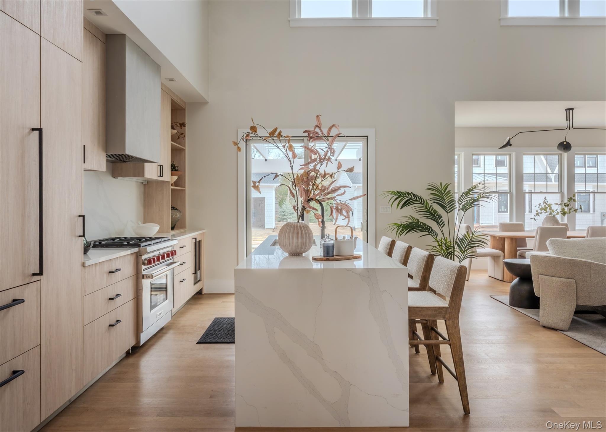 #18 photo, 12 Depot Road #1102 (Pearl Way), サフォーク郡 Westhampton Beach , NY 11978