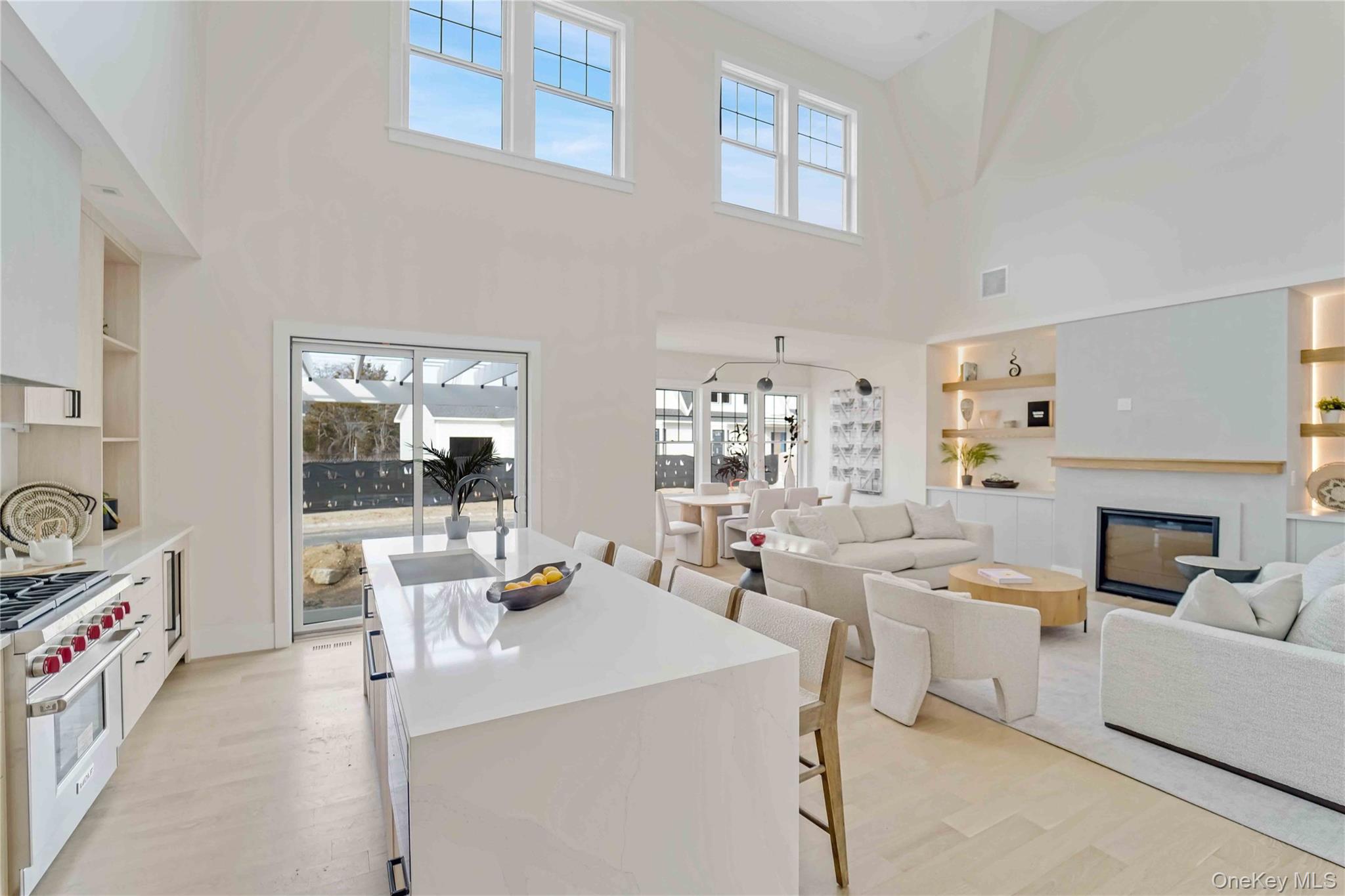 #2 photo, 12 Depot Road #1102 (Pearl Way), サフォーク郡 Westhampton Beach , NY 11978