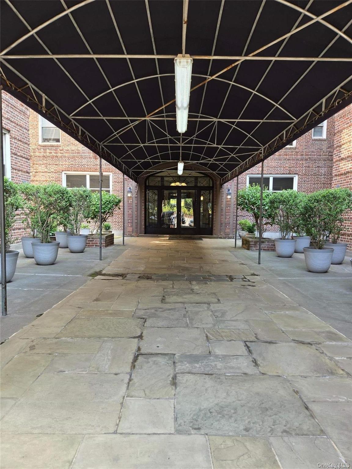 #13 photo, 59-11 Queens Boulevard, クイーンズ区 Woodside , NY 11377