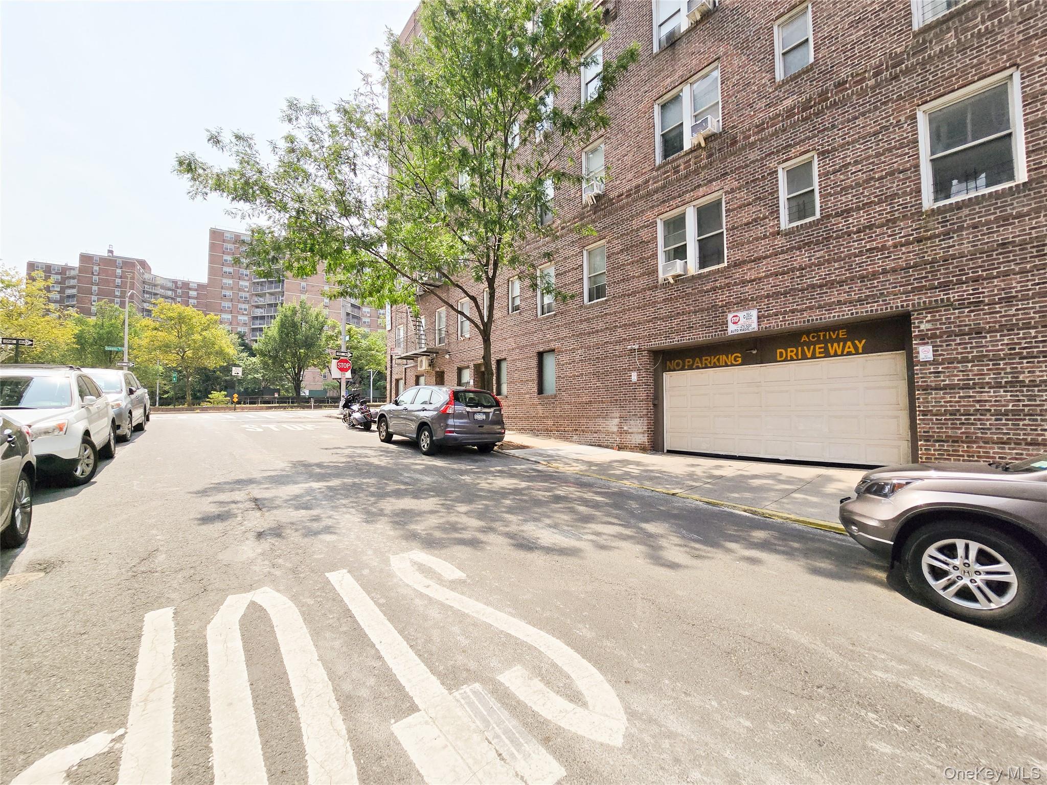 #16 photo, 59-11 Queens Boulevard, クイーンズ区 Woodside , NY 11377