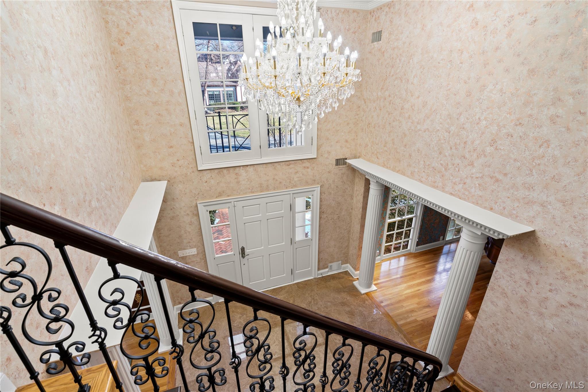 #17 photo, 41 Amherst Road, ナッソー郡 Great Neck , NY 11021