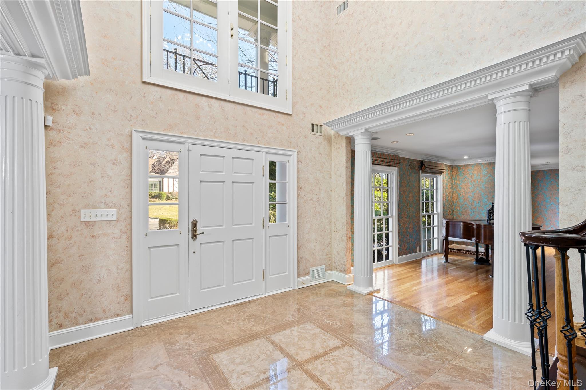 #3 photo, 41 Amherst Road, ナッソー郡 Great Neck , NY 11021