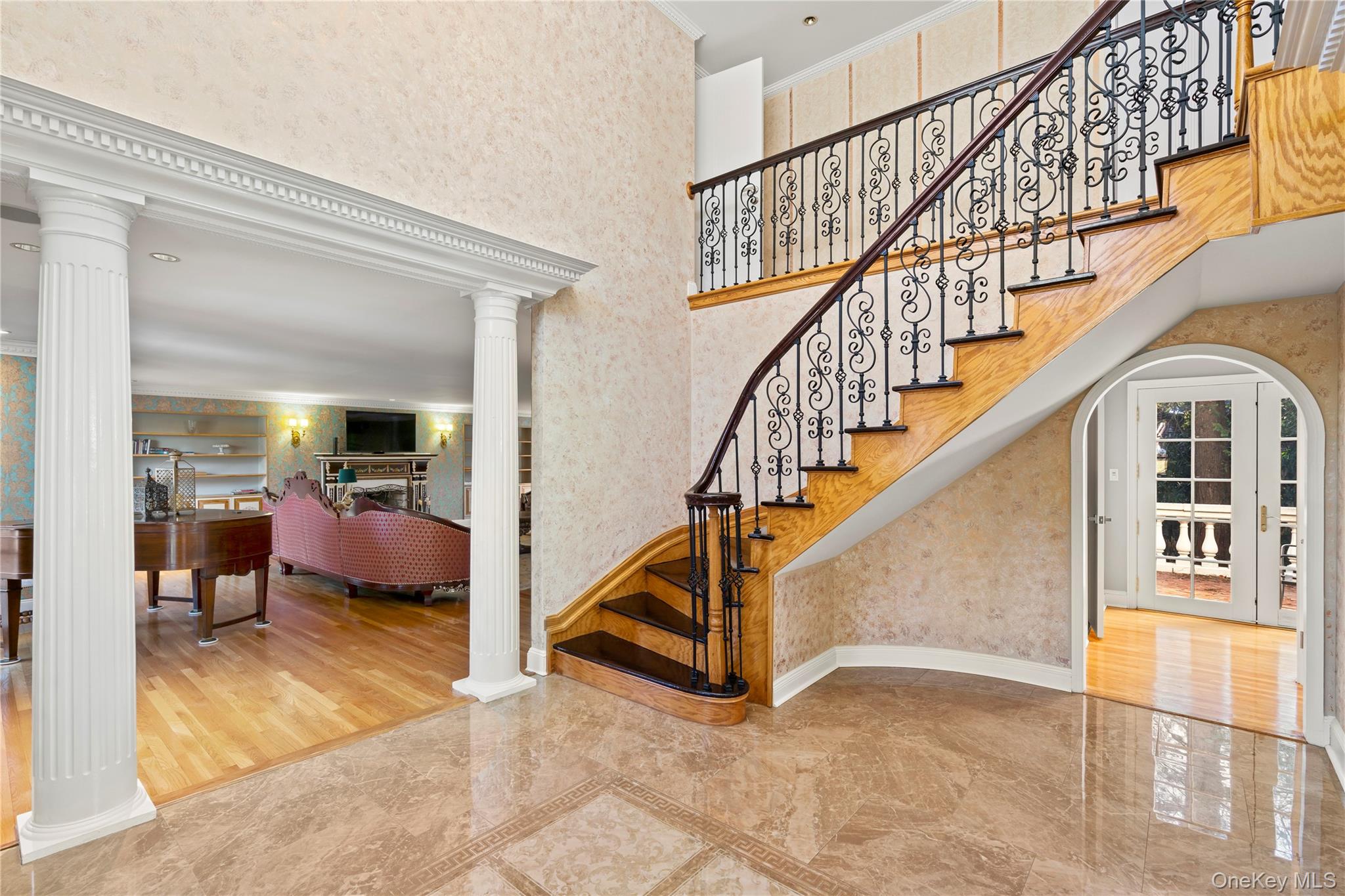 #4 photo, 41 Amherst Road, ナッソー郡 Great Neck , NY 11021