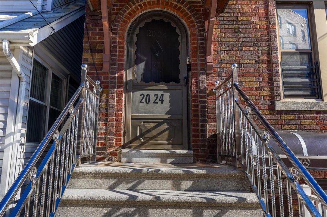 #2 photo, 2024 Continental Avenue, Bronx , NY 10461