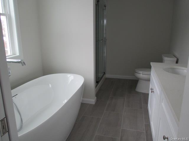 #17 photo, 214 Donegan Avenue, East Patchogue , NY 11772