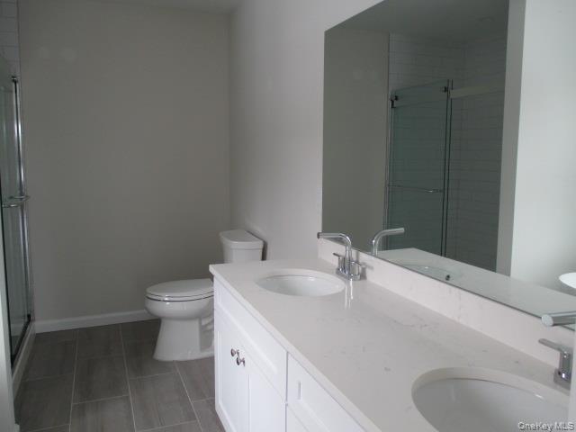 #18 photo, 214 Donegan Avenue, East Patchogue , NY 11772