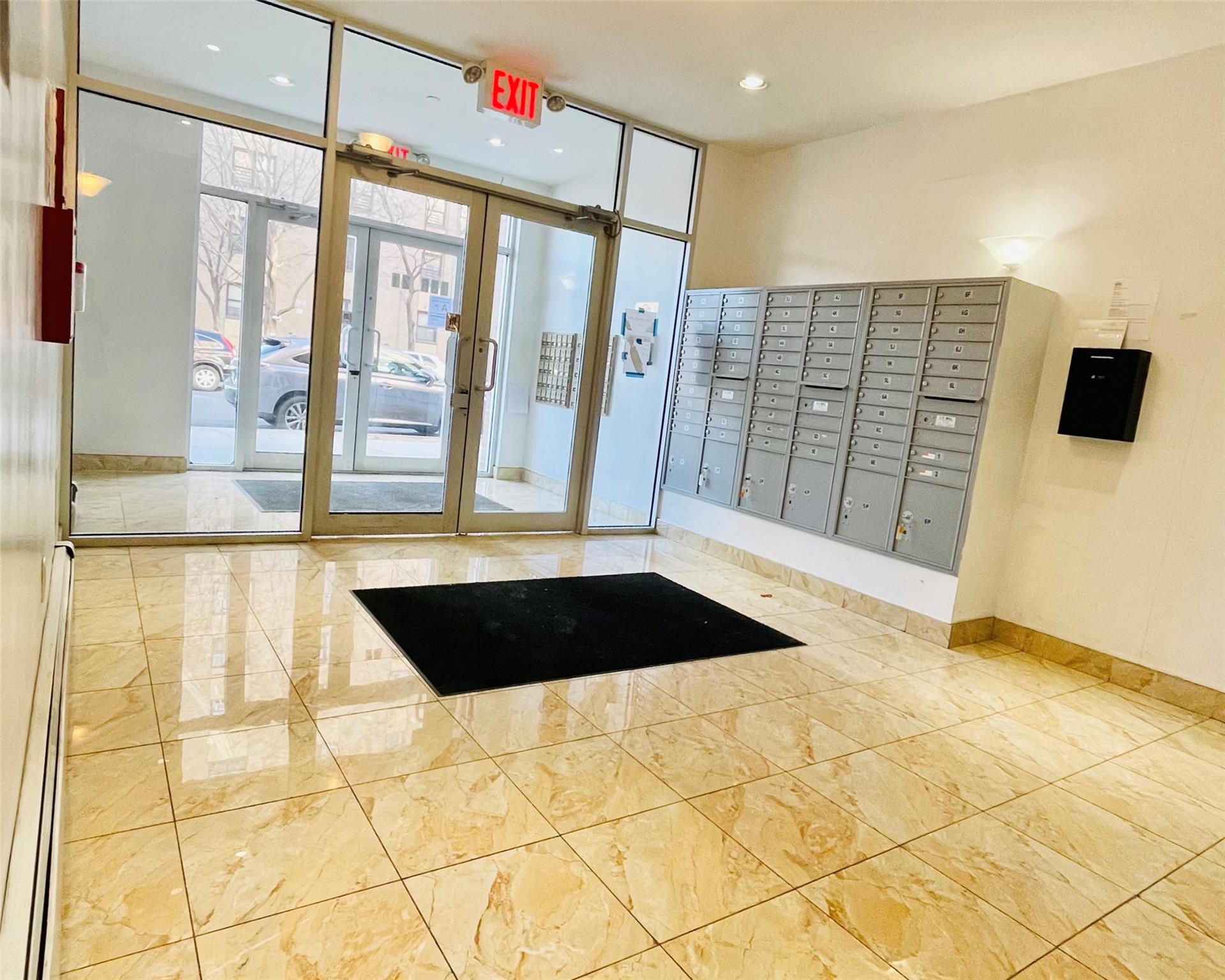 #14 photo, 136-21 Latimer Place, 法拉盛 Flushing , NY 11354