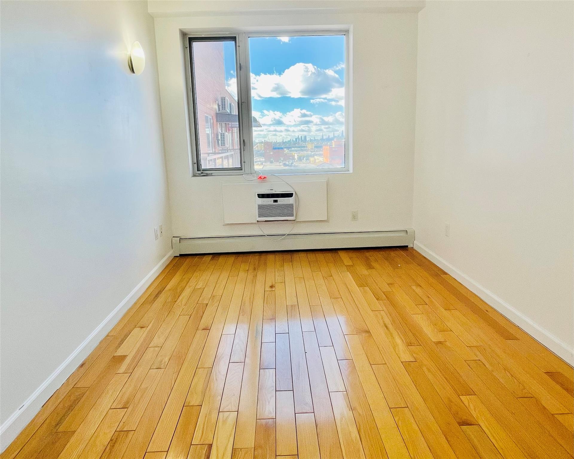 #7 photo, 136-21 Latimer Place, 法拉盛 Flushing , NY 11354