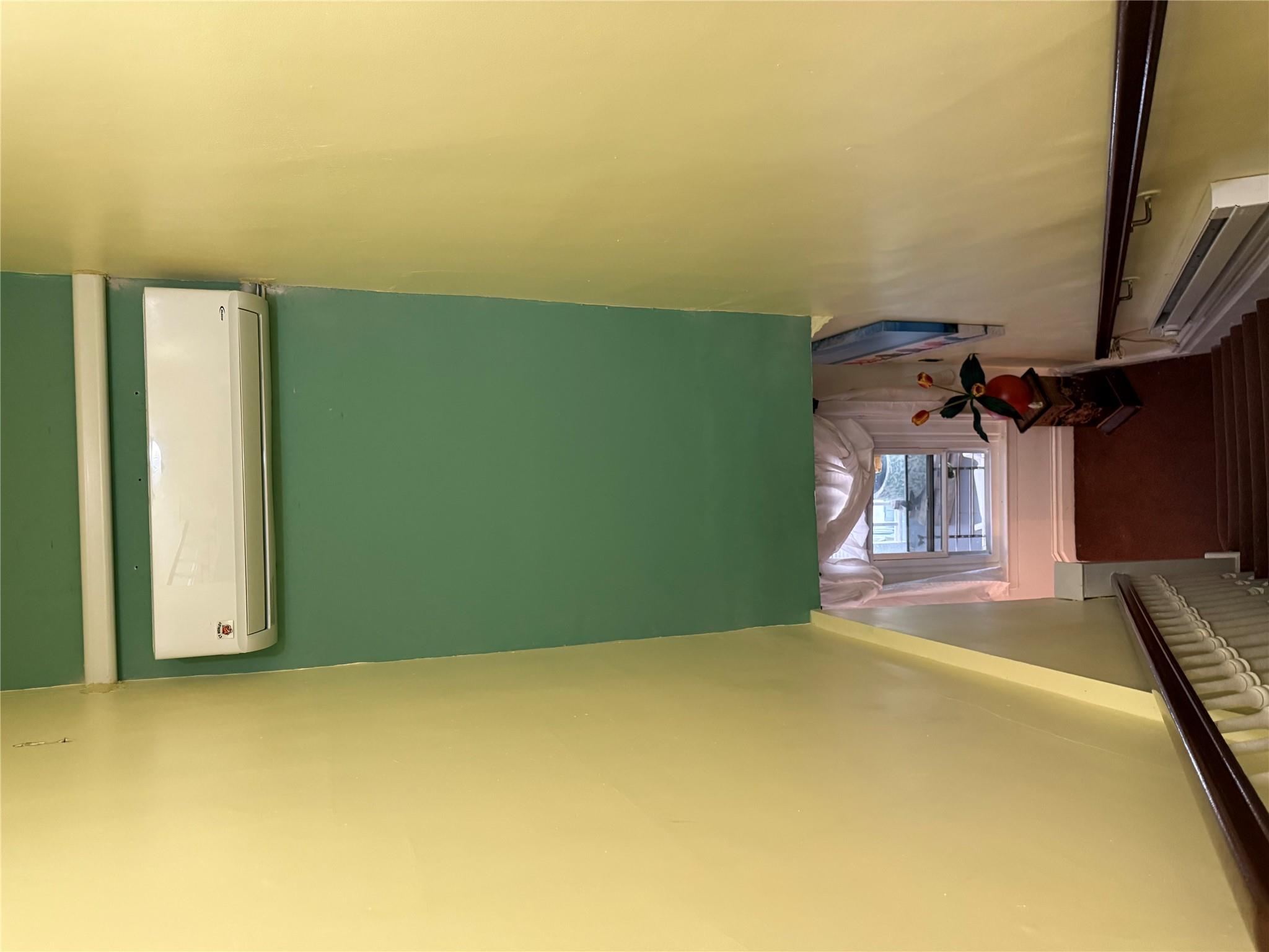 #11 photo, 2448 Devoe Terrace, Bronx , NY 10468