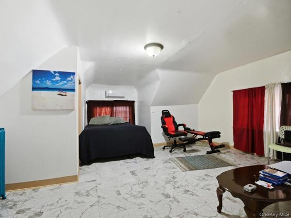 #16 photo, 2448 Devoe Terrace, Bronx , NY 10468