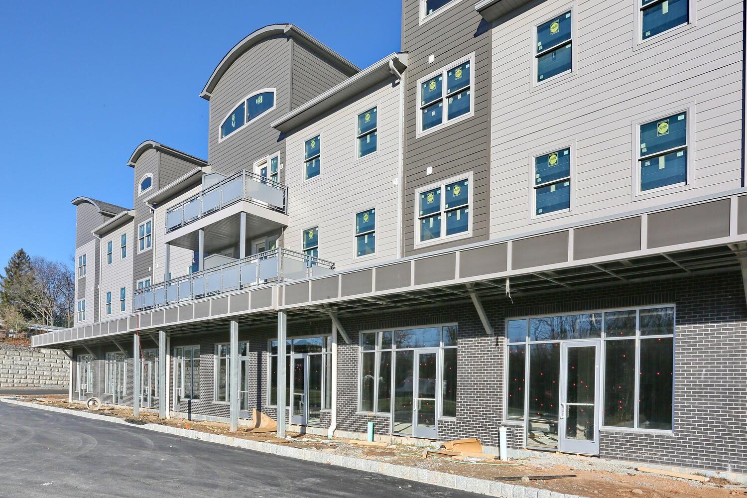 #7 photo, 142 Route 59, Monsey , NY 10952