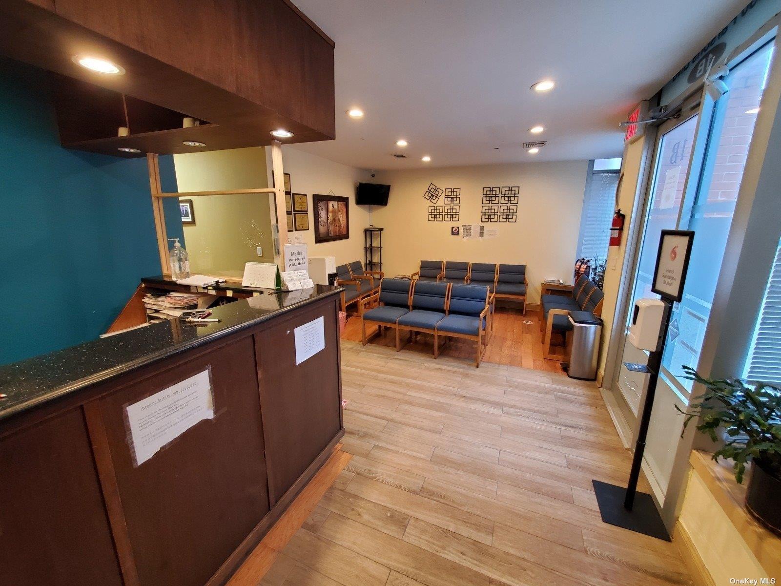 #4 photo, 38-34 Parsons Boulevard, クイーンズ区 Flushing , NY 11354