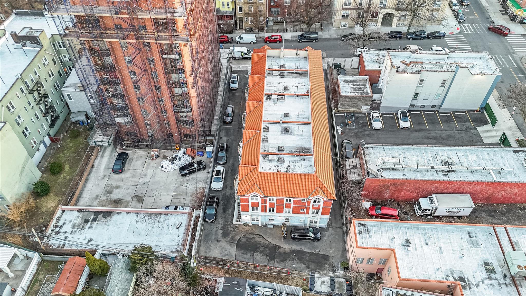 #12 photo, 58-11 43rd Avenue, クイーンズ区 Woodside , NY 11377