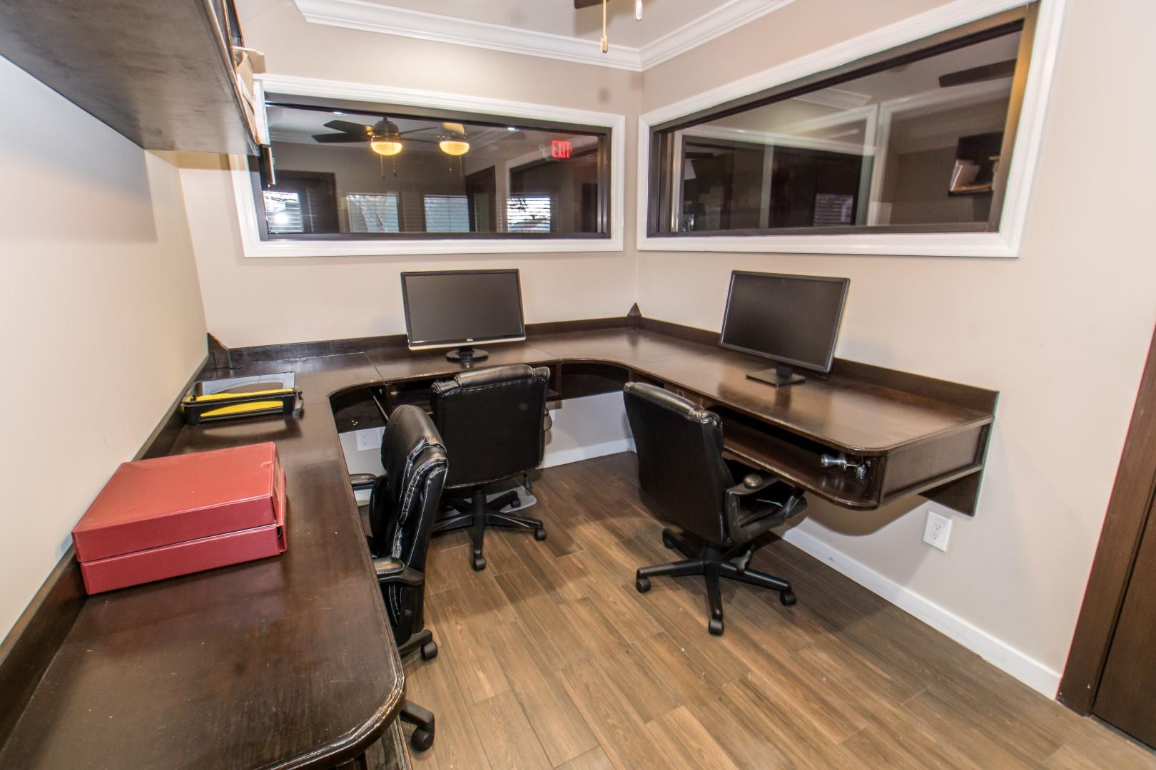 #8 photo, 749 Front Street, ナッソー郡 Hempstead , NY 11550