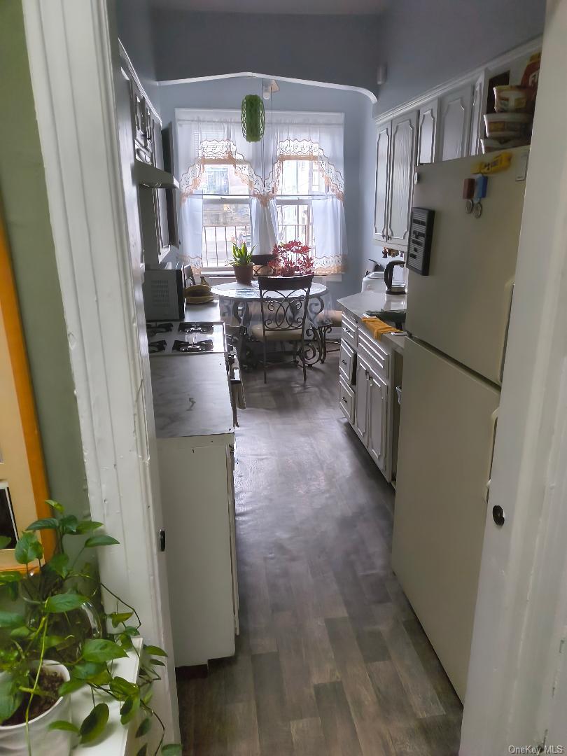 #6 photo, 87-08 31 Avenue, クイーンズ区 East Elmhurst , NY 11369