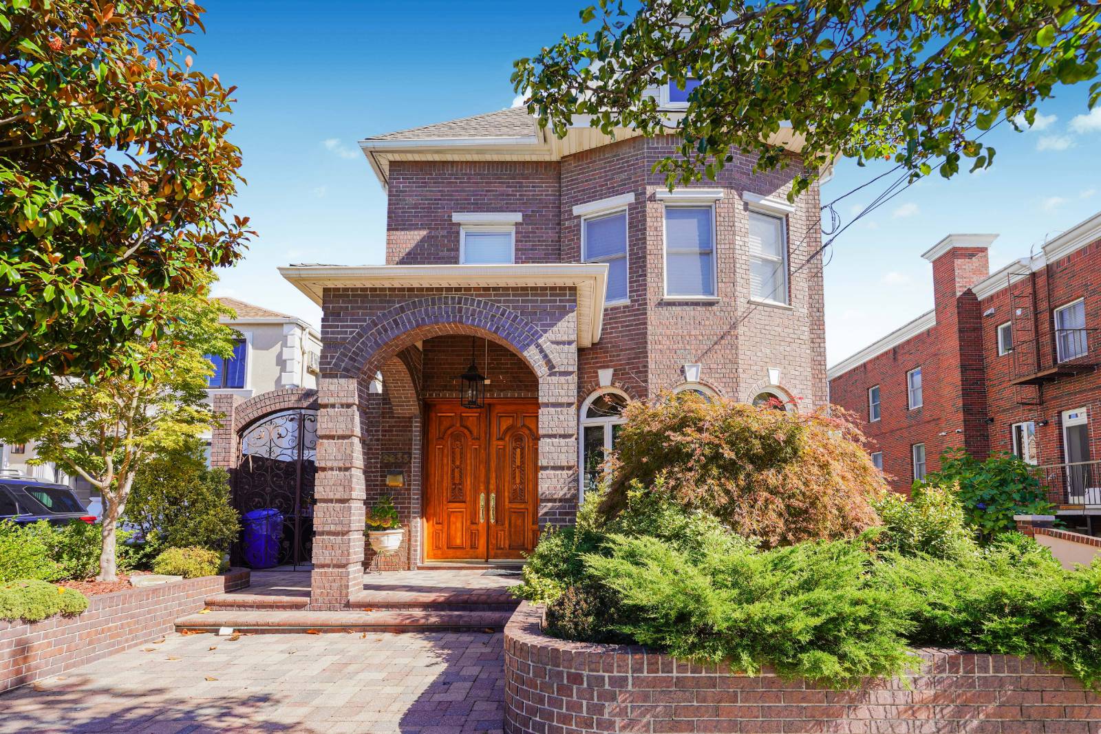 #2 photo, 2233 East 72 Street, Bergen Beach , NY 11234