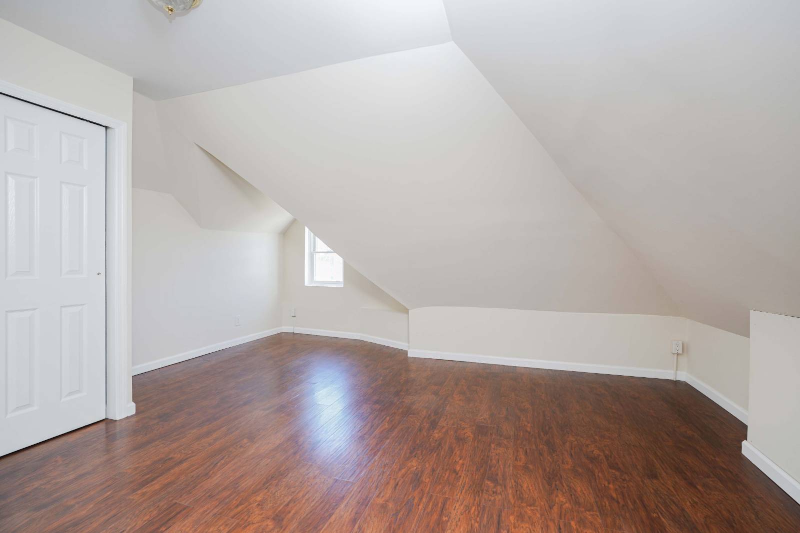 #37 photo, 2233 East 72 Street, Bergen Beach , NY 11234